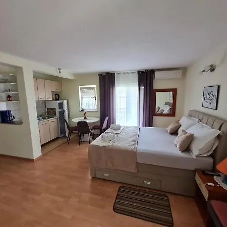 Apartments Bosnjak Šibenik Exteriör bild