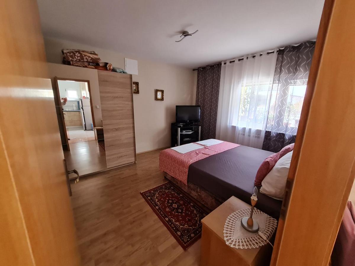 Bosnjak Apartment *