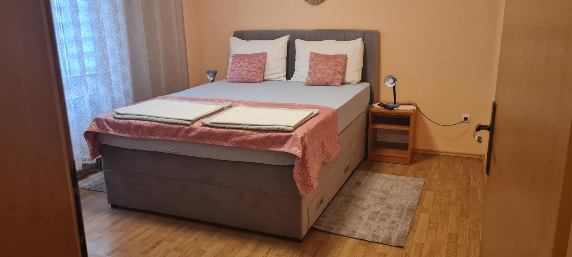 Bosnjak Apartment *